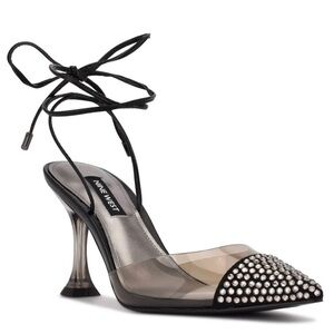 Nwot Nine West Size 6.5M Haina Pump